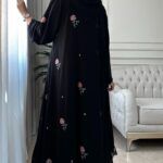 ⁦عباية كلوش شيفون مبطنه و مورده بلون وردي⁩ - الصورة ⁦10⁩