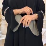 ⁦عباية ترف بشريط ورود ملونة⁩ - الصورة ⁦7⁩