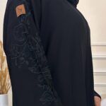 عباية بأكمام مطرزة اسود اكتاف فخامة
