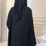 ⁦عباية مقفلة كلاسيك محددة بأسود⁩ - الصورة ⁦7⁩