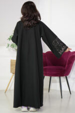 ⁦عباية بناتية مطرز بني على الاكمام⁩ - الصورة ⁦4⁩