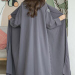 ⁦عباية بليزر رمادي بكسرات من الاجناب⁩ - الصورة ⁦6⁩