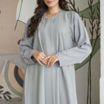 عبايه رصاصي بتصميم  كلاسيك