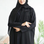 ⁦عباية بليزر بتطريز كحلي محدد من اطراف⁩ - الصورة ⁦8⁩