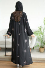 ⁦عباية كادي كلوش مطرزة بورود بيج كامل للعباية⁩ - الصورة ⁦6⁩