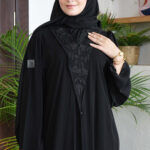 ⁦عباية بليزر كريب بشك اسود و خيوط مخفية بشك⁩ - الصورة ⁦3⁩