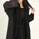 ⁦عباية آلاء مطرزة بخيوط مخفية بالموف⁩ - الصورة ⁦7⁩
