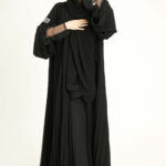 ⁦عباية كويتى كلوش قماش كسر كامل و كم دانتيل⁩ - الصورة ⁦8⁩