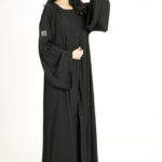 عباية سوداء كلوش نواعم بدقه كلفه مندمجة بسكره