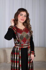 ⁦جلابية سعودية تطريز ملكي فاخر⁩ - الصورة ⁦3⁩