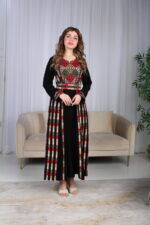 ⁦جلابية سعودية تطريز ملكي فاخر⁩ - الصورة ⁦22⁩