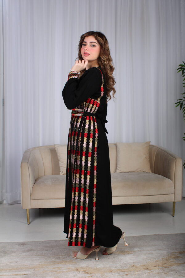 ⁦جلابية سعودية تطريز ملكي فاخر⁩ - الصورة ⁦24⁩