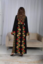 ⁦جلابية اردني مميزه بتطريز سدو ملونه⁩ - الصورة ⁦3⁩