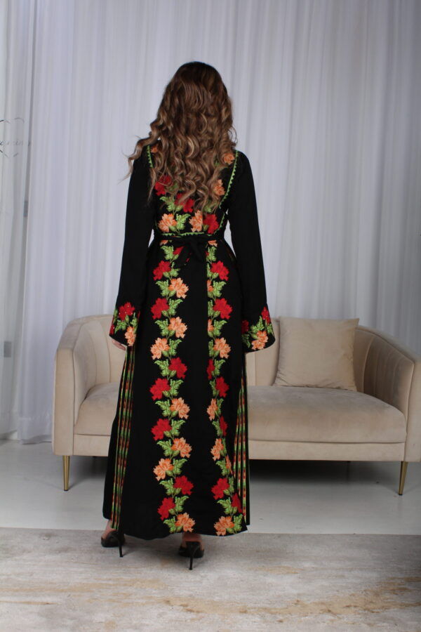 ⁦جلابية اردني مميزه بتطريز سدو ملونه⁩ - الصورة ⁦2⁩