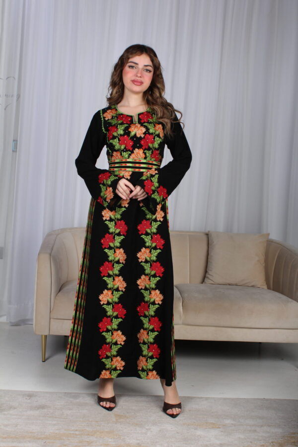 ⁦جلابية اردني مميزه بتطريز سدو ملونه⁩ - الصورة ⁦8⁩