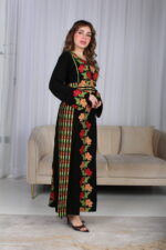 ⁦جلابية اردني مميزه بتطريز سدو ملونه⁩ - الصورة ⁦10⁩