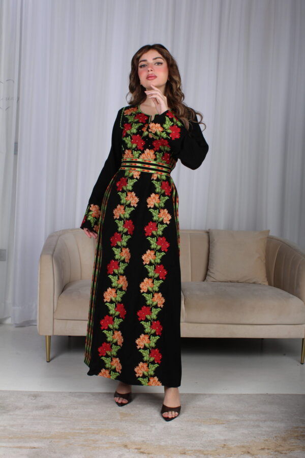 ⁦جلابية اردني مميزه بتطريز سدو ملونه⁩ - الصورة ⁦11⁩