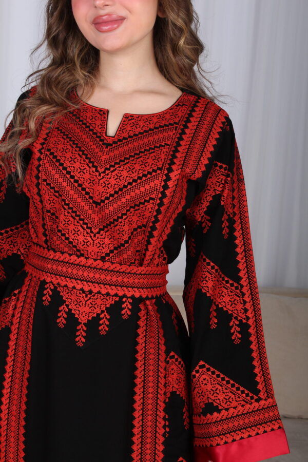 ⁦جلابية سدو بتطريز عربي فخم⁩ - الصورة ⁦6⁩