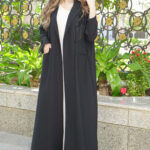 ⁦عباية بليزر اسود بتطريز شك اسود من جانب العلوى⁩ - الصورة ⁦11⁩