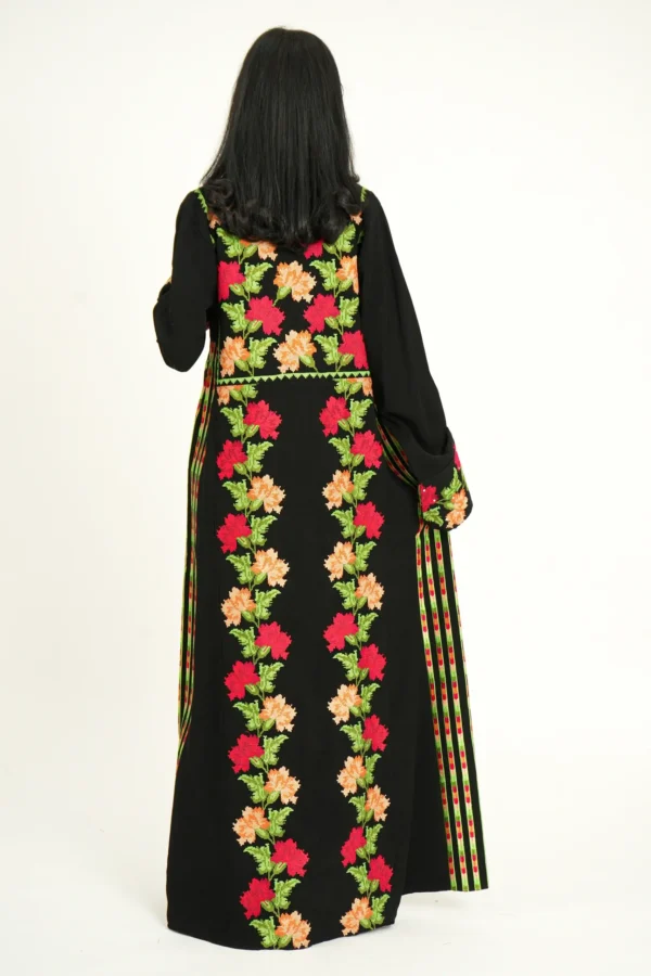 ⁦جلابية اردني مميزه بتطريز سدو ملونه⁩ - الصورة ⁦19⁩