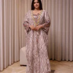 ⁦جلابية اماراتية بشك من جلق بني⁩ - الصورة ⁦5⁩