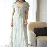 ⁦جلابيه بترتر ملون من حلق و خلف كامل⁩ - الصورة ⁦7⁩