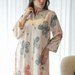 ⁦جلابيه وردي بلياقه مشجره وروده (7)⁩ - الصورة ⁦2⁩