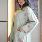 ⁦جلابية تيفاني لنن قطعتين مشجره بشك و ترتر من اجناب⁩ - الصورة ⁦7⁩