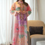 ⁦جلابيه وردي خليجيه بلياقه و شك ذهبي من امام⁩ - الصورة ⁦6⁩