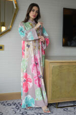 ⁦جلابيه بني خليجيه بلياقه و شك ذهبي من امام⁩ - الصورة ⁦3⁩