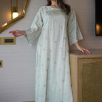 جلابية تيفاني مطرزه بترتر كامل