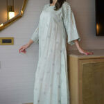 جلابية تيفاني مطرزه بترتر كامل