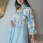 ⁦جلابيه سماوي بلياقه مشجره كامل بورود مرسومه (7)⁩ - الصورة ⁦7⁩