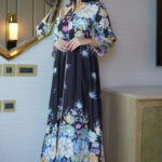 جلابية اسود بلياقه مشجره كامل بورود مرسومه (7)