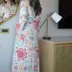 ⁦جلابيه احمر بلياقه مشجره بورق شجره (6)⁩ - الصورة ⁦7⁩