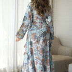 ⁦مخاوير سماوي بربط من اجناب و مطرز بفصوص و خرز من امام⁩ - الصورة ⁦6⁩