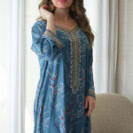 ⁦مخاوير ازرق تطريز اماراتيه محدد من الحلق بفصوص ذهبي (7)⁩ - الصورة ⁦4⁩