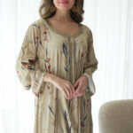 ⁦مخاوير تيفاني تطريز اماراتيه محدد من الحلق بفصوص ذهبي (7)⁩ - الصورة ⁦8⁩