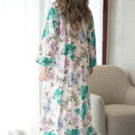 ⁦جلابيه تركواز بلياقه مرسوم على شكل ورود (7)⁩ - الصورة ⁦6⁩