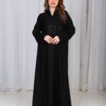 عباية شك وترتر اسود بموديل فاخر من الوسط