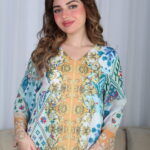 ⁦جلابية سماوي حرير بالوان مشجره و فصوص⁩ - الصورة ⁦3⁩