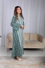 ⁦جلابية خليجية اخضر تصميم ملكي⁩ - الصورة ⁦9⁩