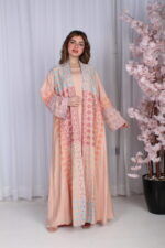 ⁦جلابية خربزي خليجية قطعتين مشجره بشك و دقات ملونة⁩ - الصورة ⁦16⁩