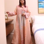 جلابية خربزي خليجية قطعتين مشجره بشك و دقات ملونة