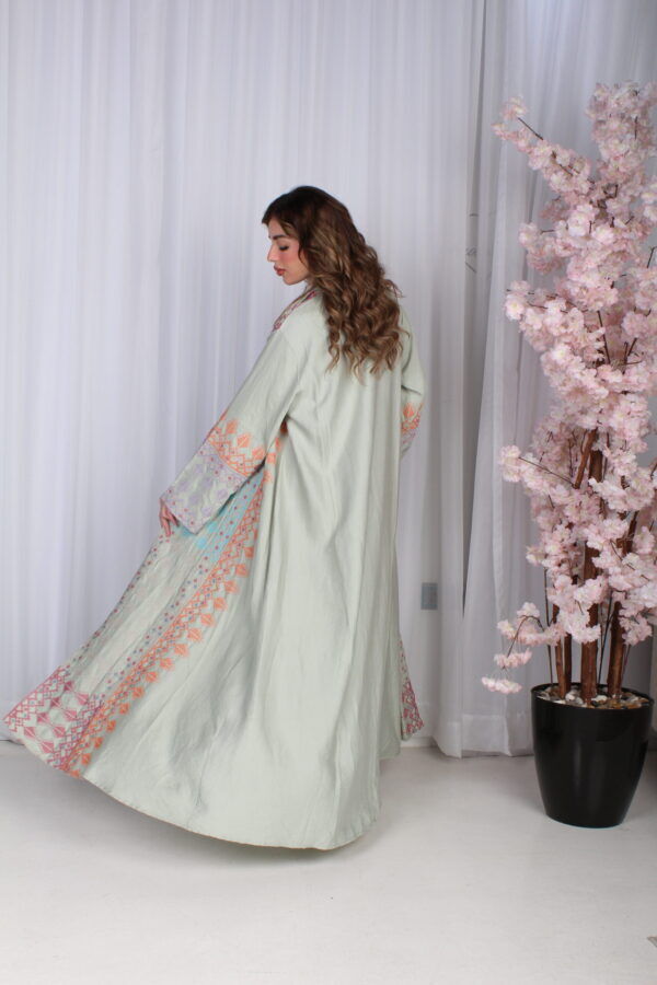 ⁦جلابية تيفاني خليجية قطعتين مشجره بشك و دقات ملونة⁩ - الصورة ⁦16⁩