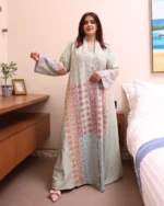 ⁦جلابية تيفاني خليجية قطعتين مشجره بشك و دقات ملونة⁩ - الصورة ⁦4⁩