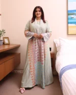 ⁦جلابية تيفاني خليجية قطعتين مشجره بشك و دقات ملونة⁩ - الصورة ⁦2⁩