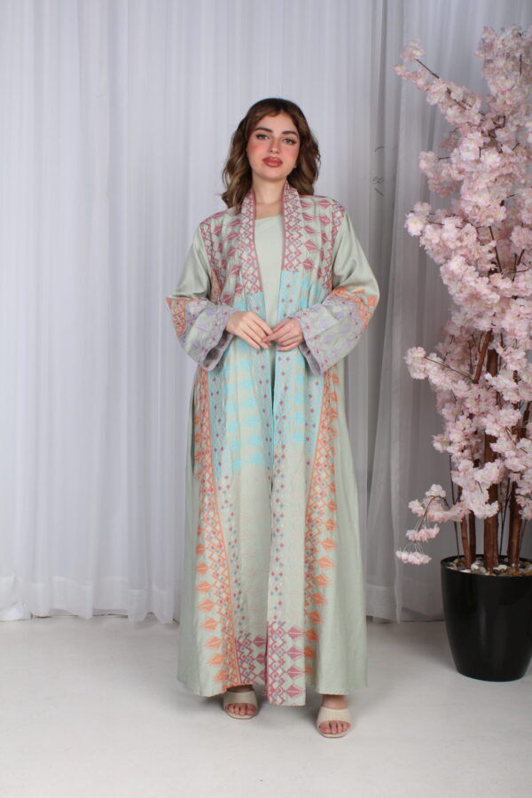 ⁦جلابية تيفاني خليجية قطعتين مشجره بشك و دقات ملونة⁩ - الصورة ⁦19⁩