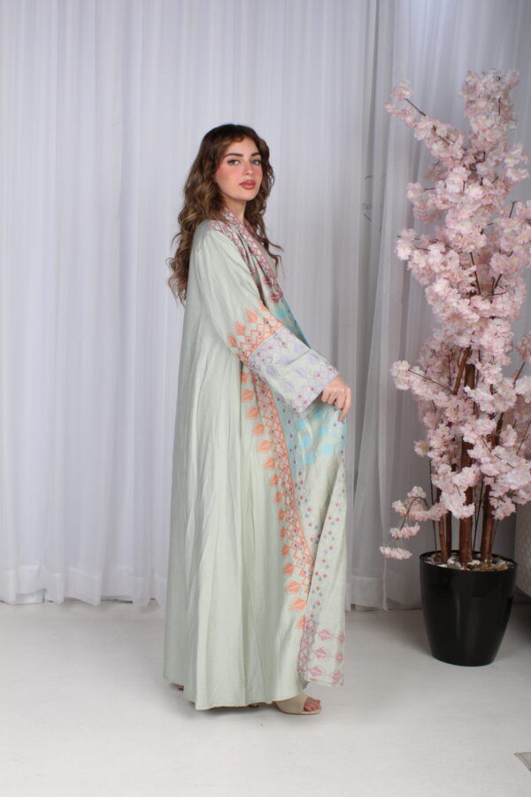 ⁦جلابية تيفاني خليجية قطعتين مشجره بشك و دقات ملونة⁩ - الصورة ⁦15⁩