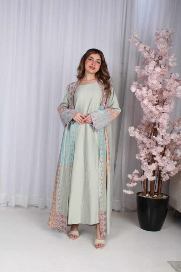 ⁦جلابية تيفاني خليجية قطعتين مشجره بشك و دقات ملونة⁩ - الصورة ⁦10⁩